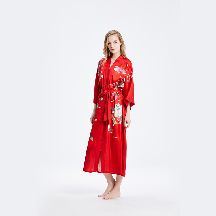 Kinesisk silkekimono til kvinder