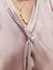 Design silke slips hals bluse med lange ærmer til kvinder fra tøjproducent